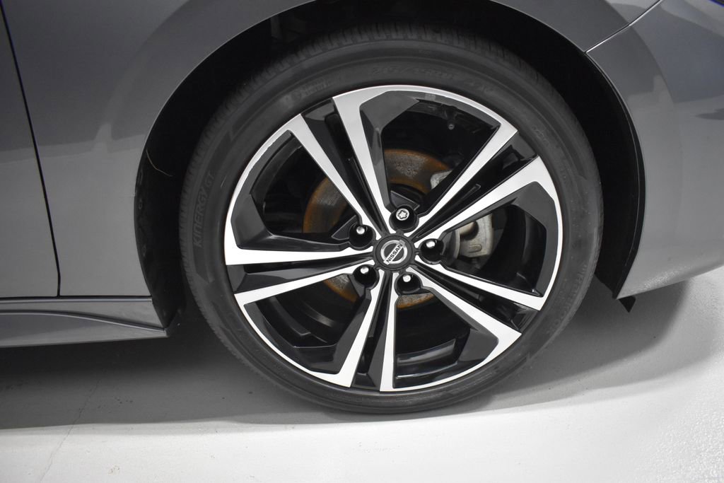 Used 2023 Nissan Sentra SR w/ Electronics Package image 10