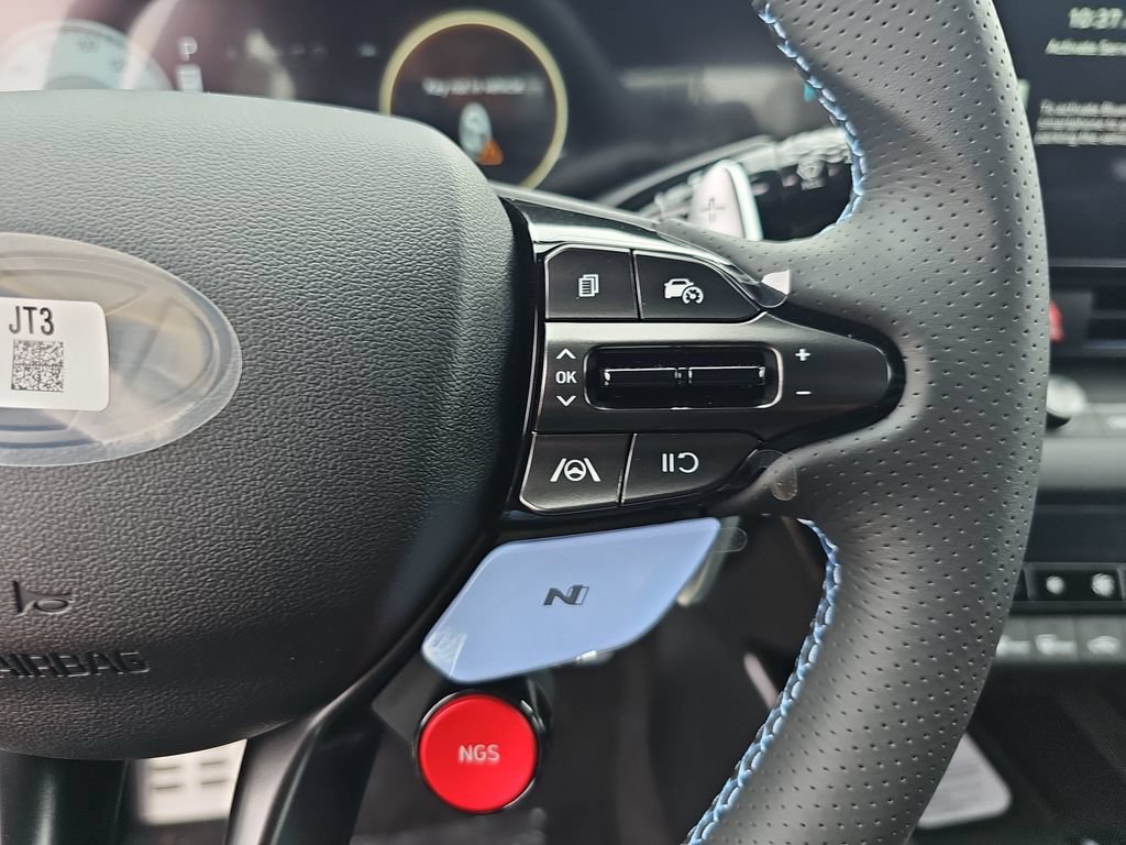 New 2026 Hyundai Elantra N FWD image 18