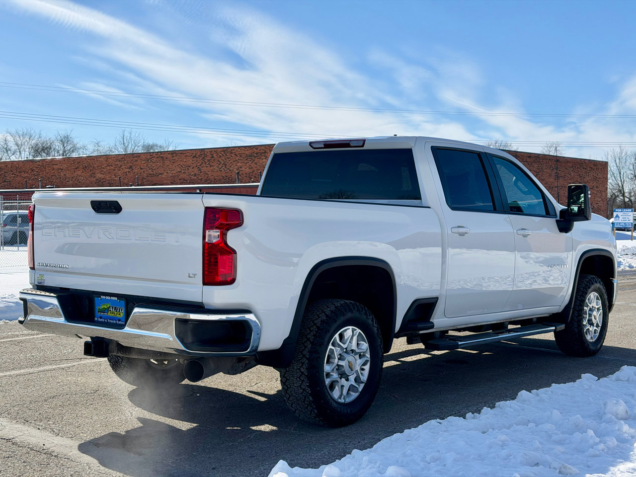 Used 2024 Chevrolet Silverado 2500 LT image 6