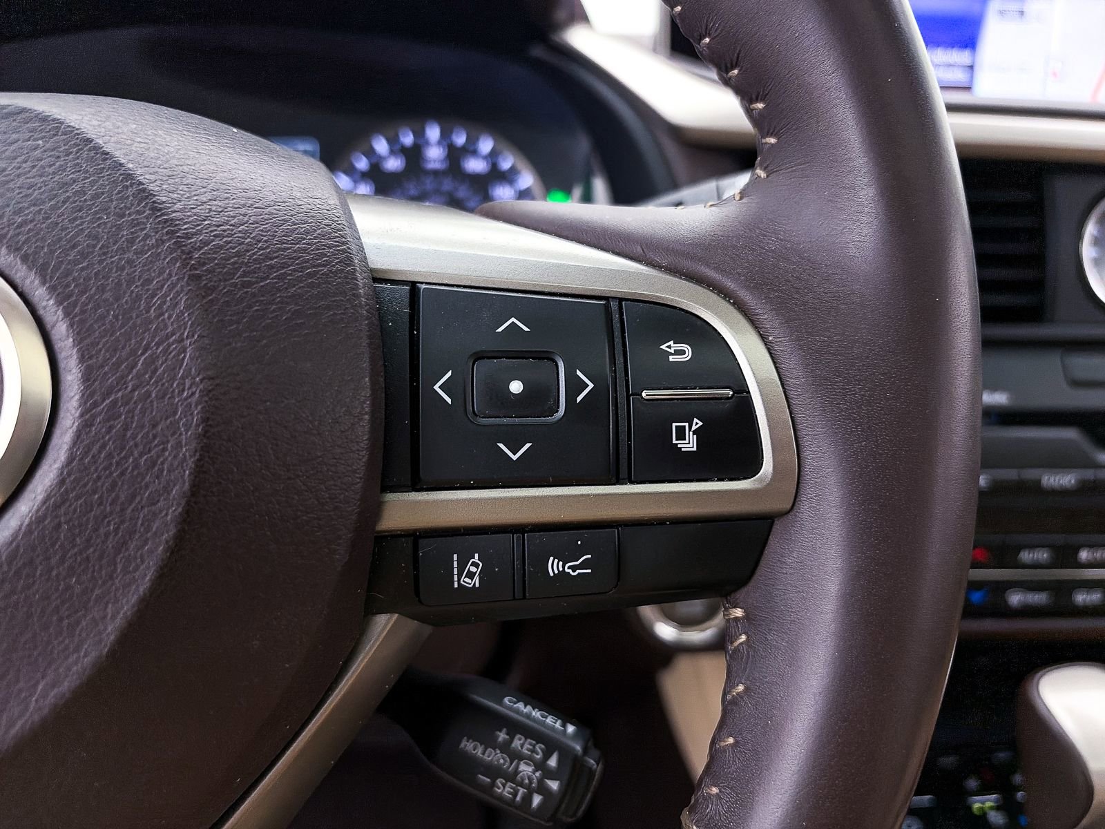 Used 2017 Lexus RX 350 FWD w/ Premium Package image 29