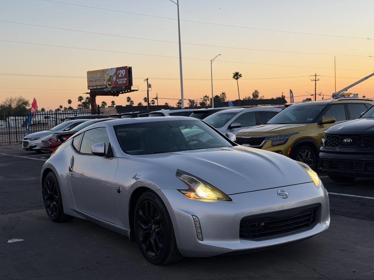 Used 2019 Nissan 370Z Coupe image 15