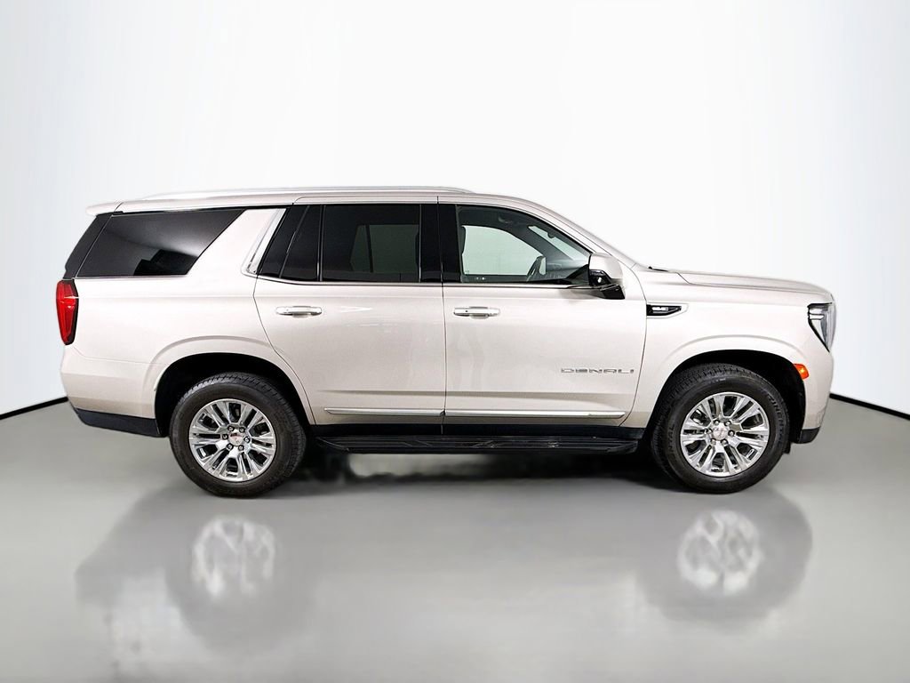 Used 2024 GMC Yukon Denali w/ LPO, Floor Liner Package AWD/4WD image 4