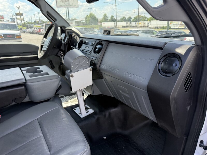 Used 2016 Ford F550 Luxury RWD image 33