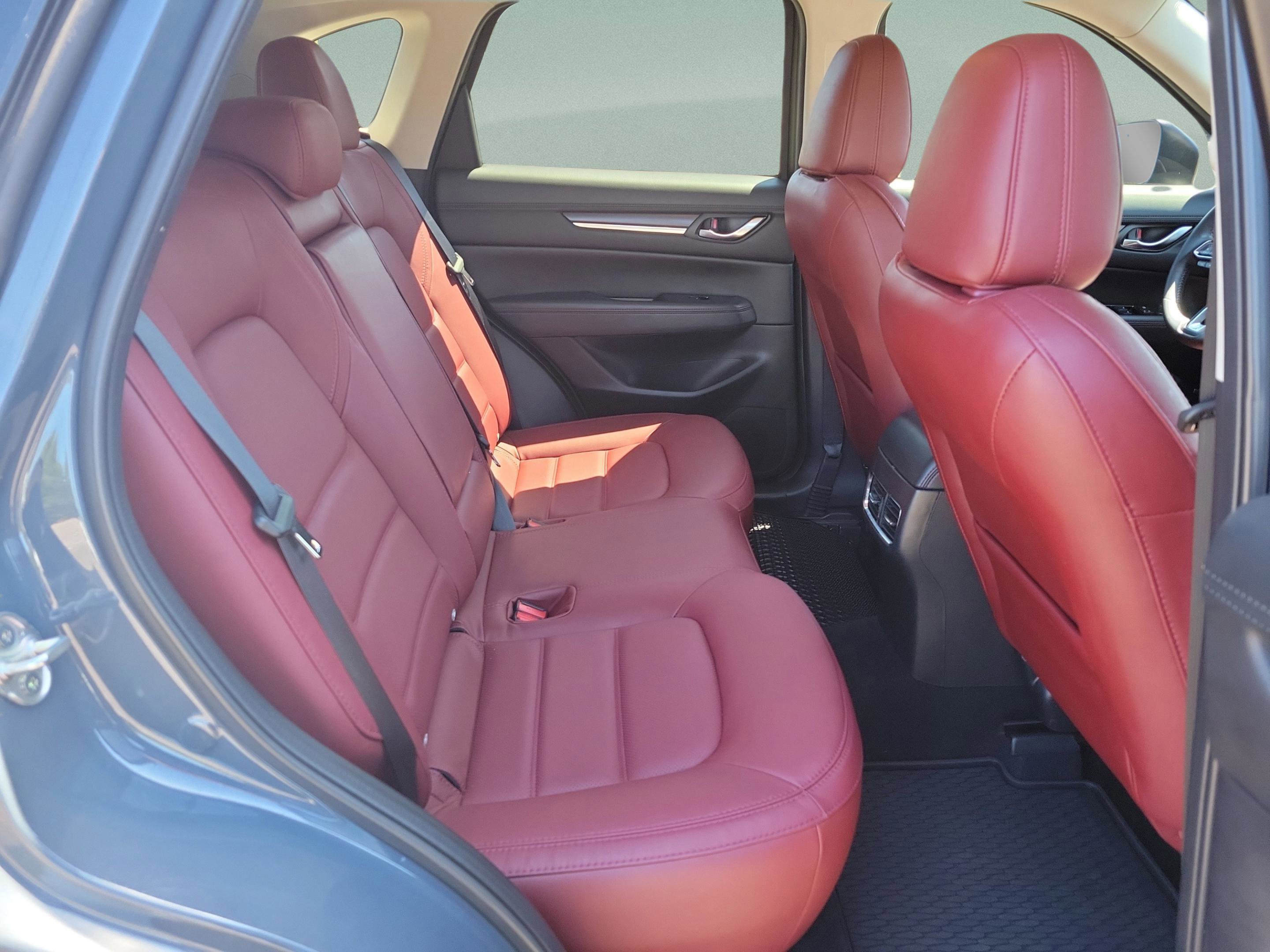 Used 2023 MAZDA CX-5 Carbon Edition image 11