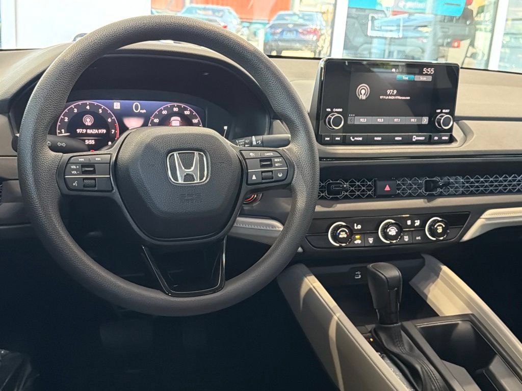 Used 2023 Honda Accord LX image 30