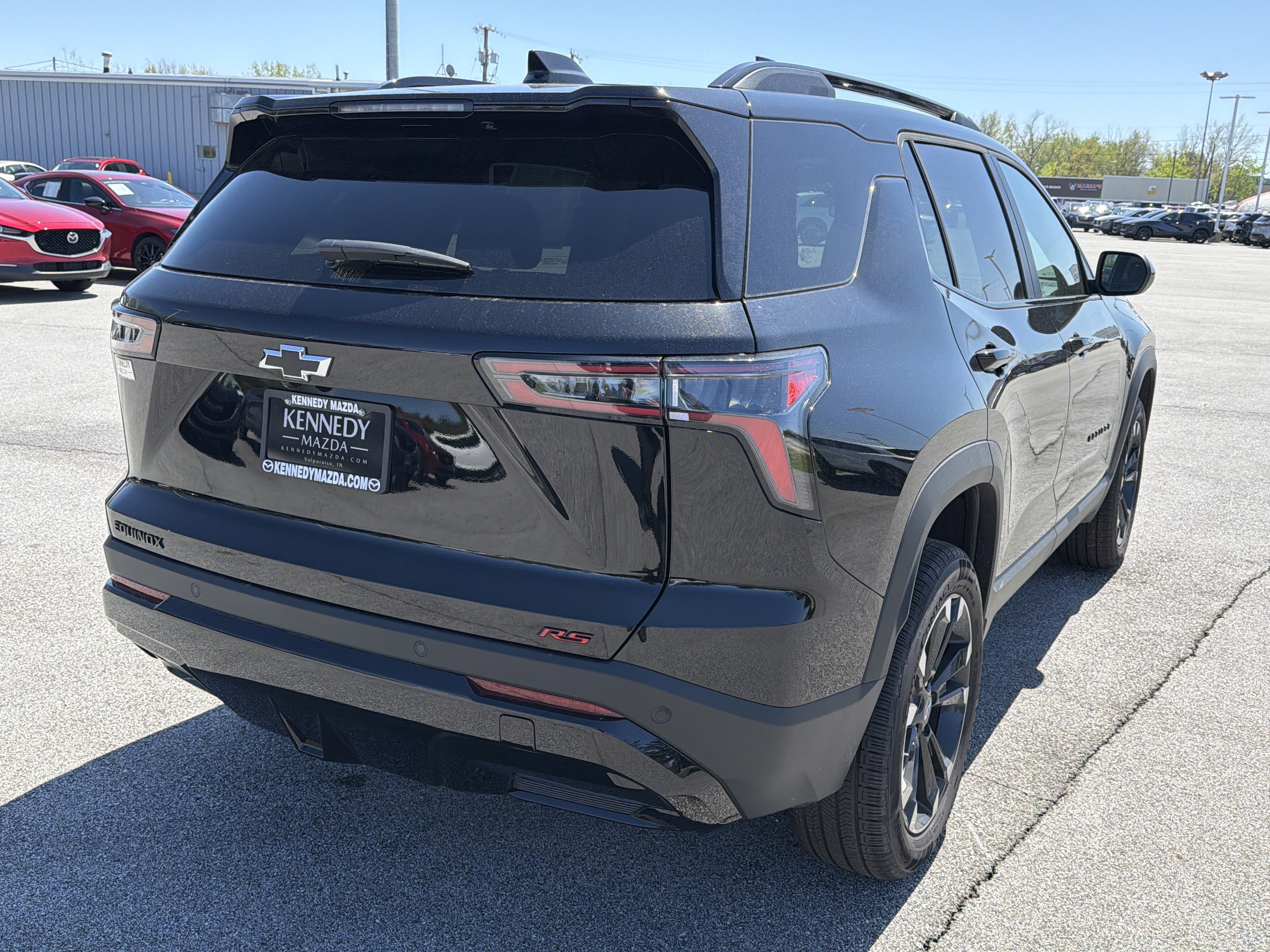 Used 2026 Chevrolet Equinox RS FWD image 3