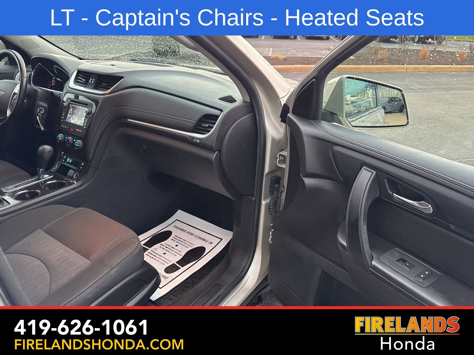 Used 2017 Chevrolet Traverse LT w/ Style and Technology Package image 38