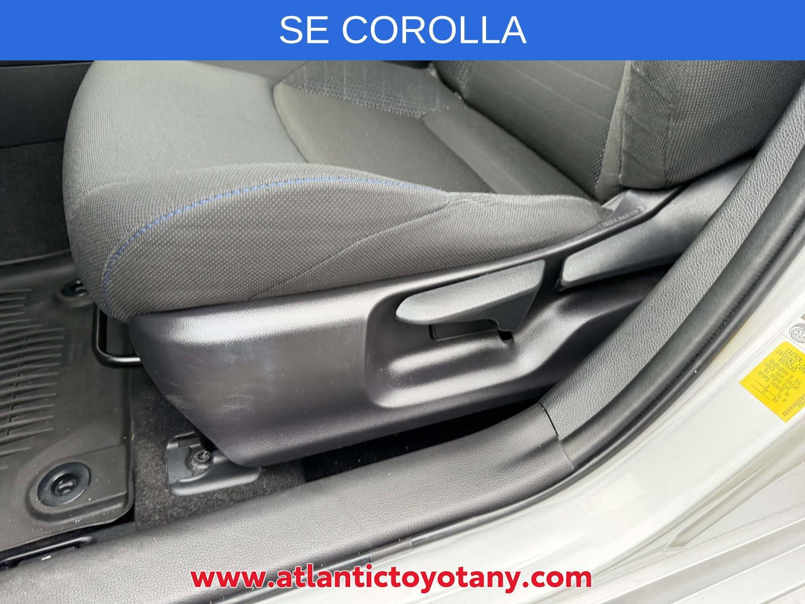 Used 2022 Toyota Corolla SE w/ SE Premium Package FWD image 21