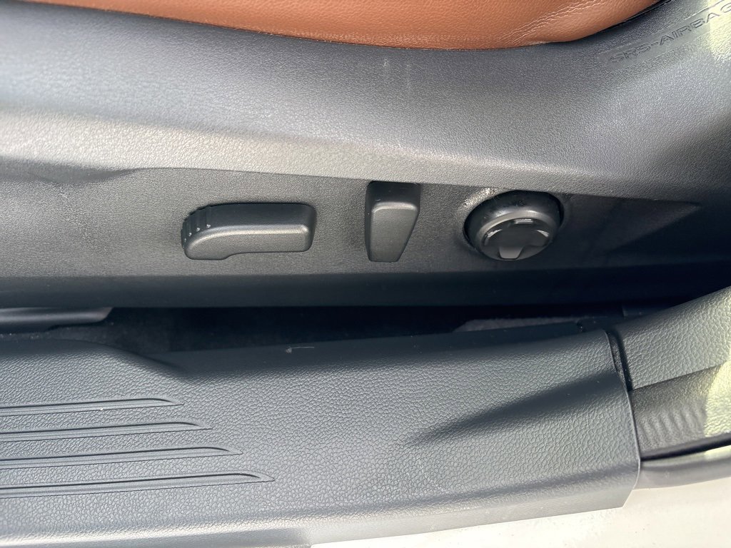 Certified 2025 Subaru Outback Touring XT image 21