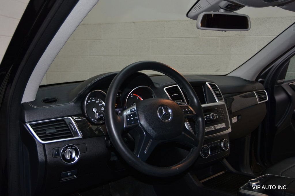 Used 2015 Mercedes-Benz GL 320 BlueTEC 4MATIC image 11