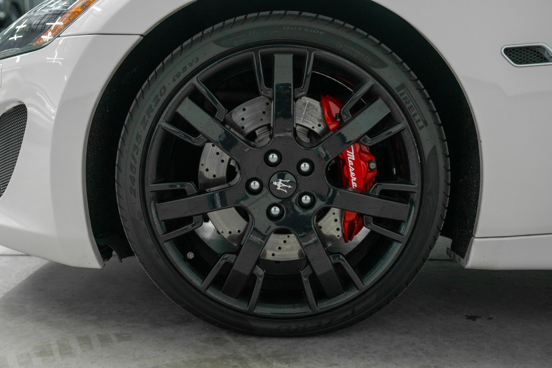 Used 2016 Maserati GranTurismo Sport RWD image 9