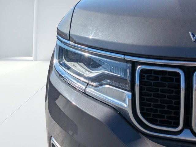 Used 2022 Jeep Wagoneer Series III w/ Premium Group I AWD/4WD image 8