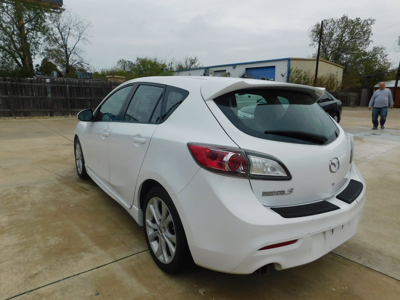 Used 2011 MAZDA MAZDA3 s Sport image 6