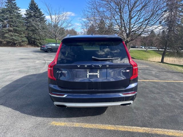 Used 2017 Volvo XC90 T6 Inscription w/ Vision Package image 4