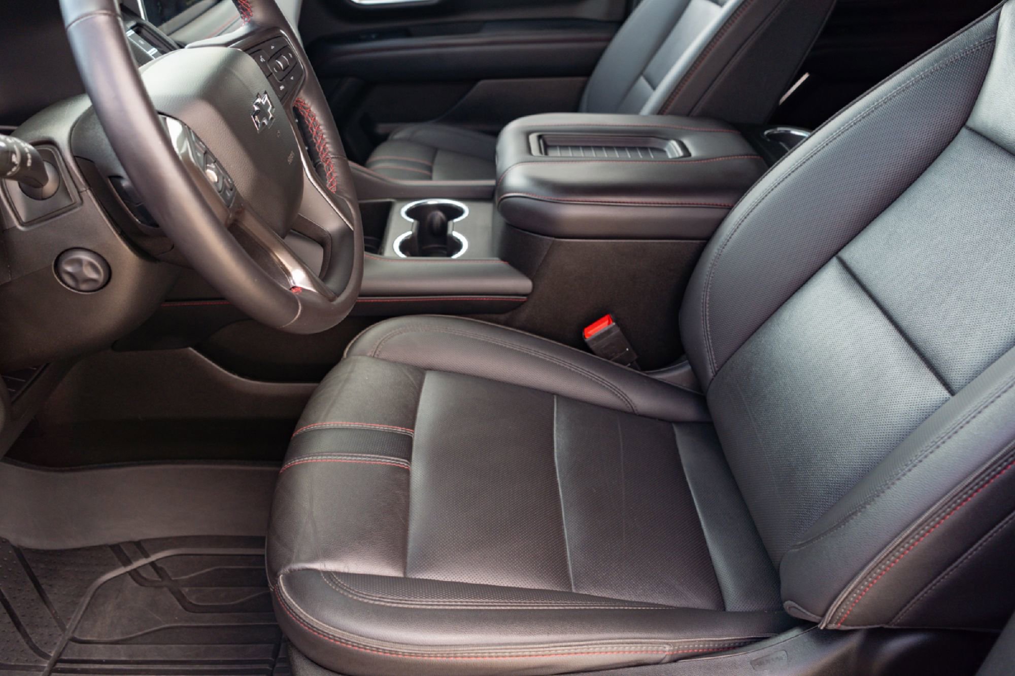 Used 2022 Chevrolet Tahoe RST w/ Luxury Package image 8