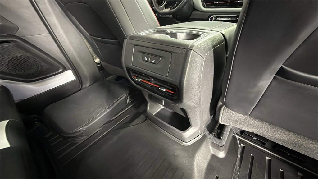 Used 2025 Chevrolet Silverado EV RST image 33
