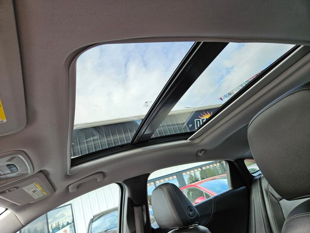 Used 2018 Chevrolet Malibu Premier image 28