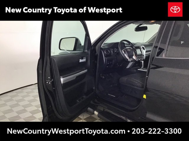 Used 2016 Toyota Tundra SR5 image 10