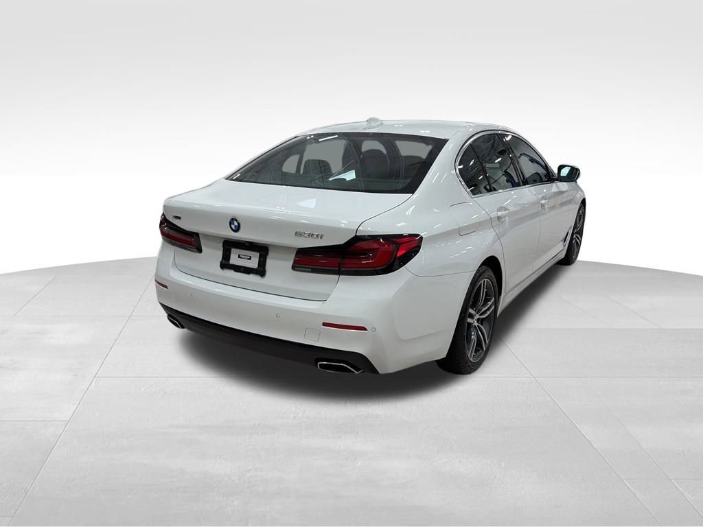 Used 2023 BMW 530i xDrive w/ Convenience Package image 16