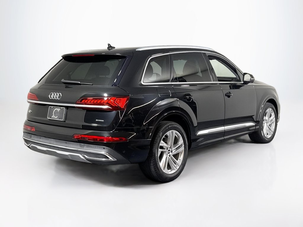 Used 2022 Audi Q7 3.0T Premium Plus w/ Premium Plus Package AWD/4WD image 5