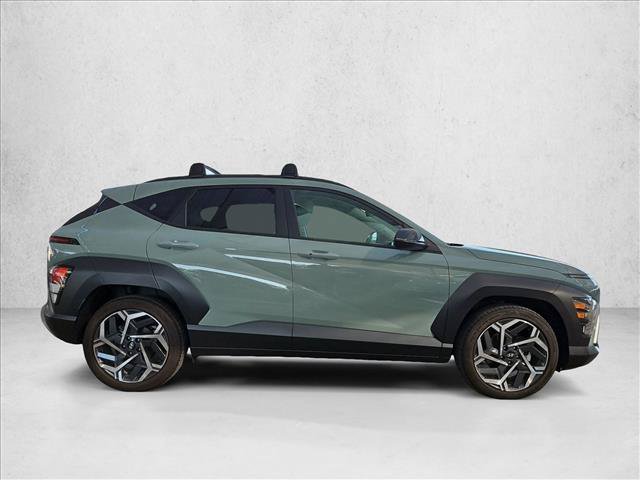 Used 2026 Hyundai Kona SEL Premium FWD image 4