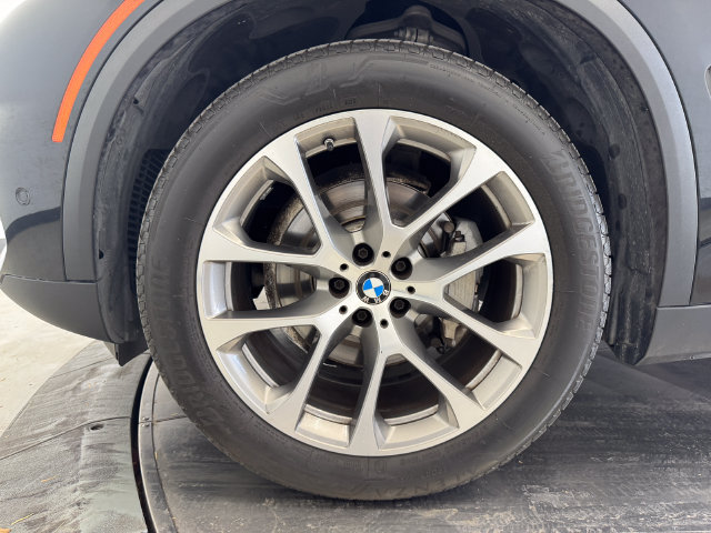 Used 2021 BMW X5 sDrive40i w/ Premium Package RWD image 10