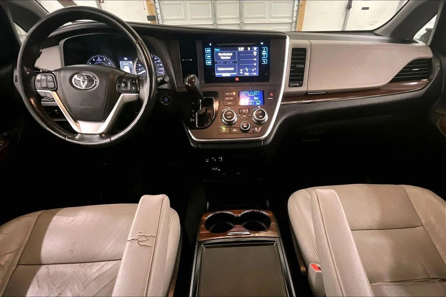 Used 2015 Toyota Sienna Limited Premium image 15