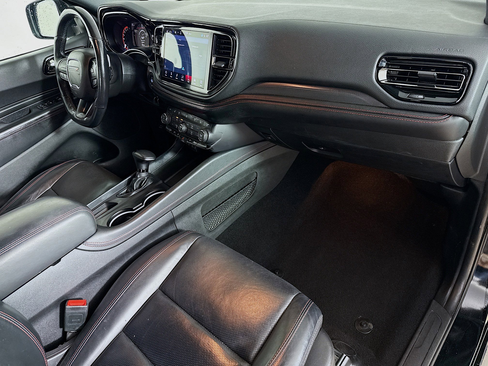 Used 2024 Dodge Durango GT image 39