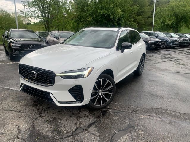 Used 2023 Volvo XC60 B5 Plus w/ Climate Package AWD/4WD image 1