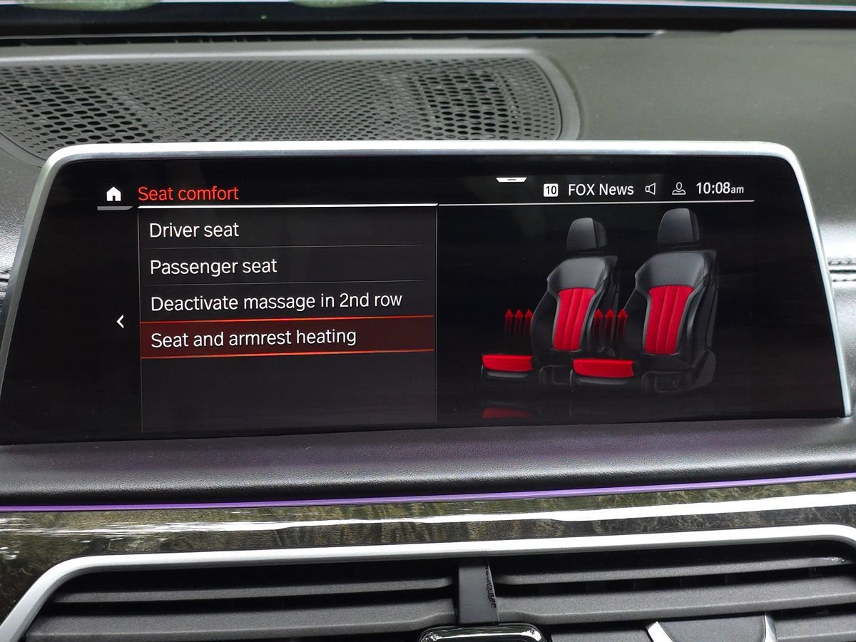Used 2020 BMW 750i xDrive w/ Executive Package AWD/4WD image 57