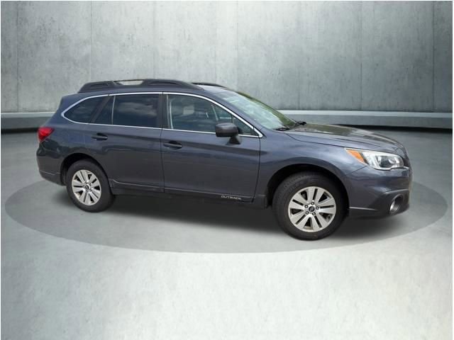 Used 2017 Subaru Outback 2.5i Premium AWD/4WD image 1
