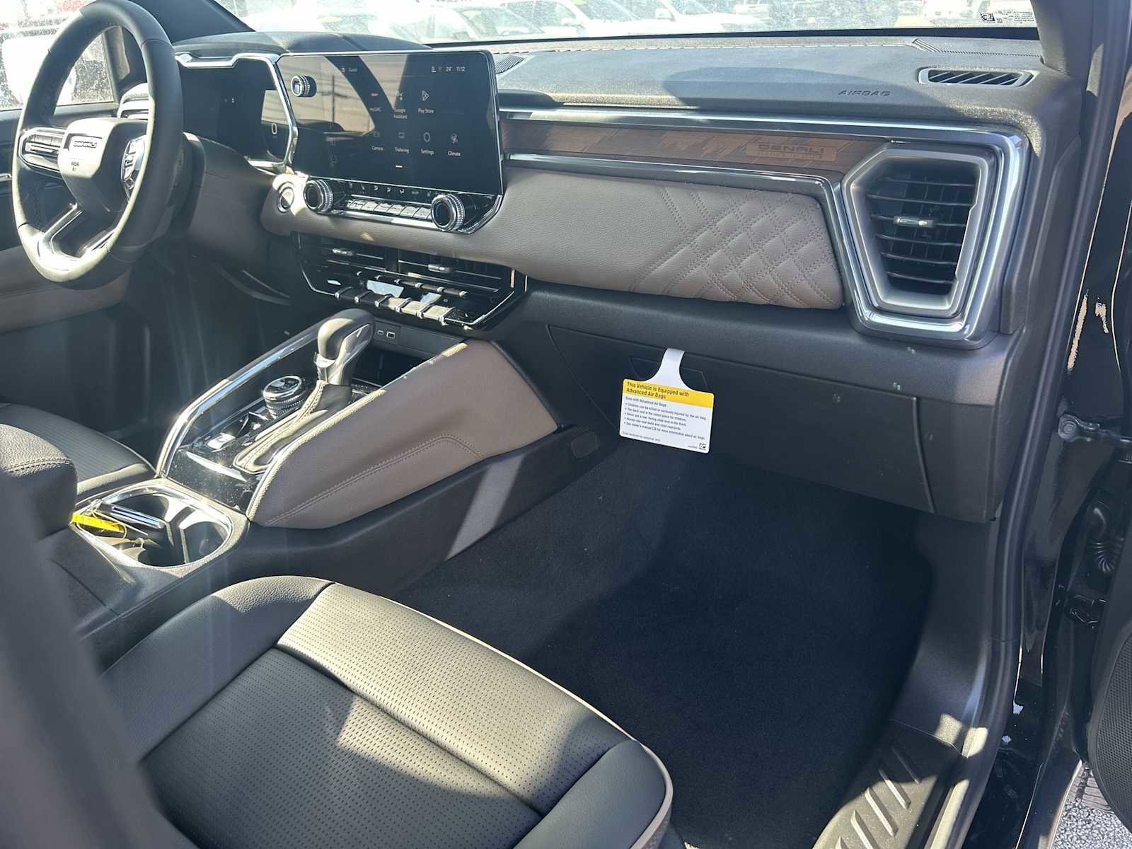 New 2026 GMC Canyon Denali image 29