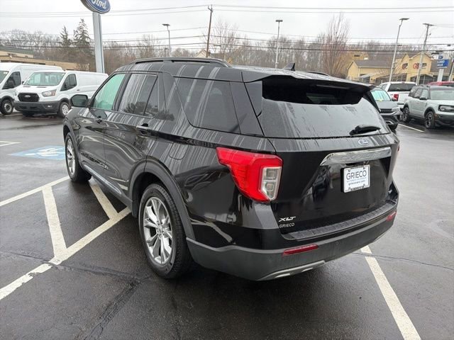 Used 2020 Ford Explorer XLT w/ Equipment Group 202A image 5