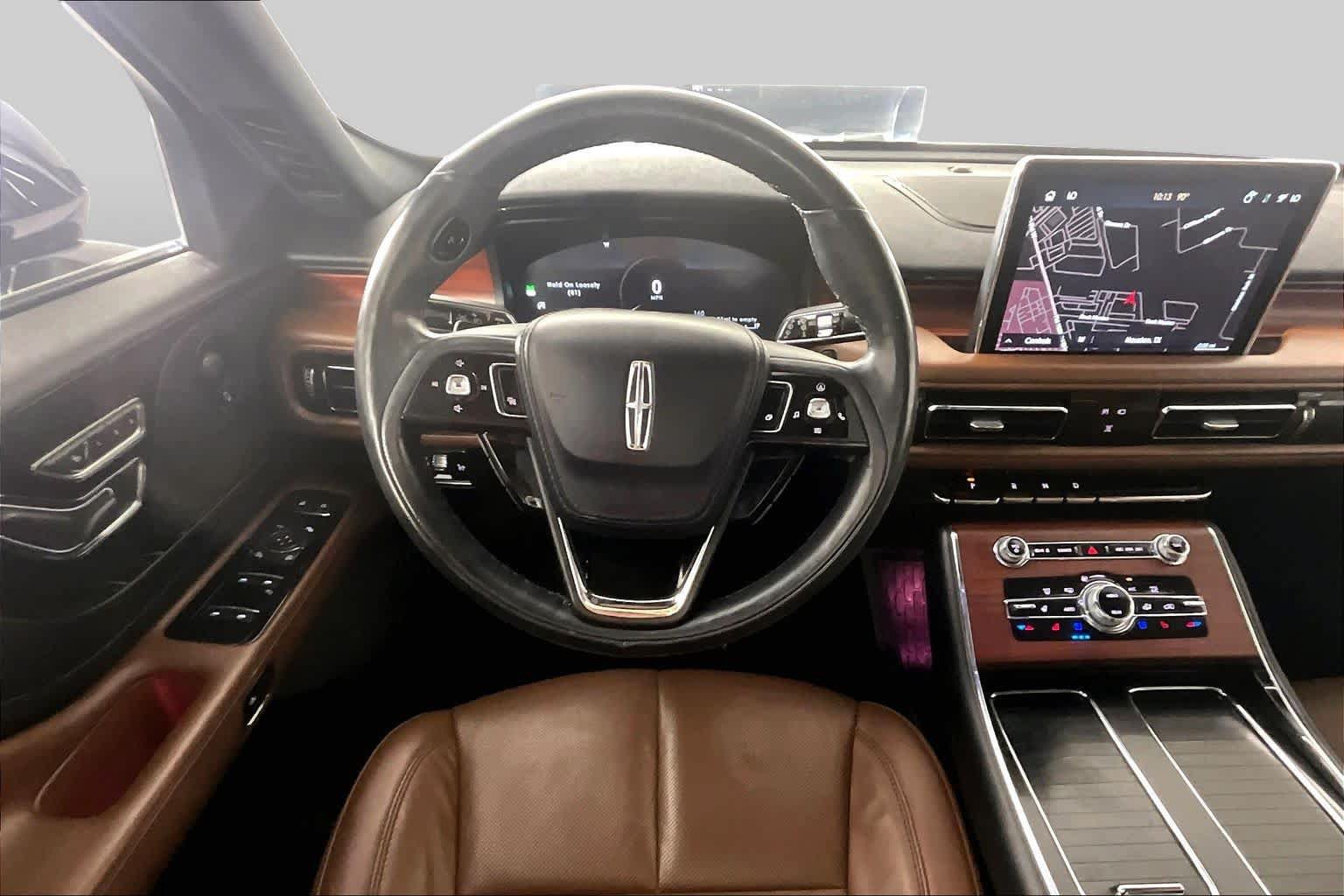 Used 2022 Lincoln Aviator Reserve w/ Equipment Group 201A AWD/4WD image 6