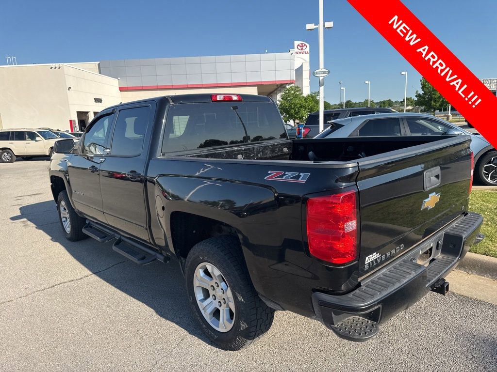 Used 2017 Chevrolet Silverado 1500 LT w/ All Star Edition AWD/4WD image 5