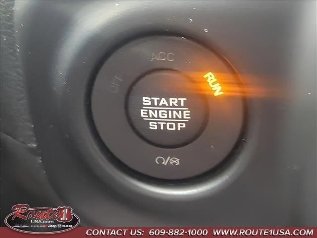 Used 2022 Jeep Wrangler Unlimited Sahara AWD/4WD image 20