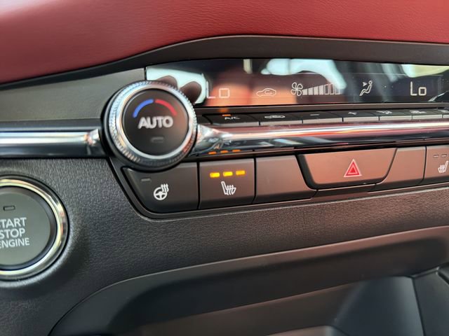 New 2026 MAZDA MAZDA3 Hatchback w/Premium Plus Pkg image 31