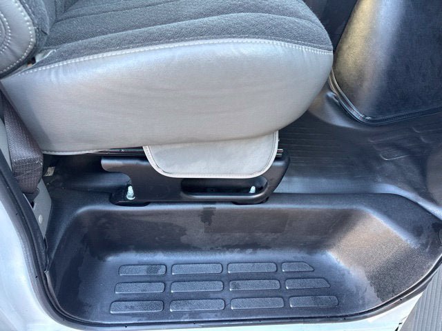 Used 2025 GMC Savana 2500 w/ Driver Convenience Package RWD image 30