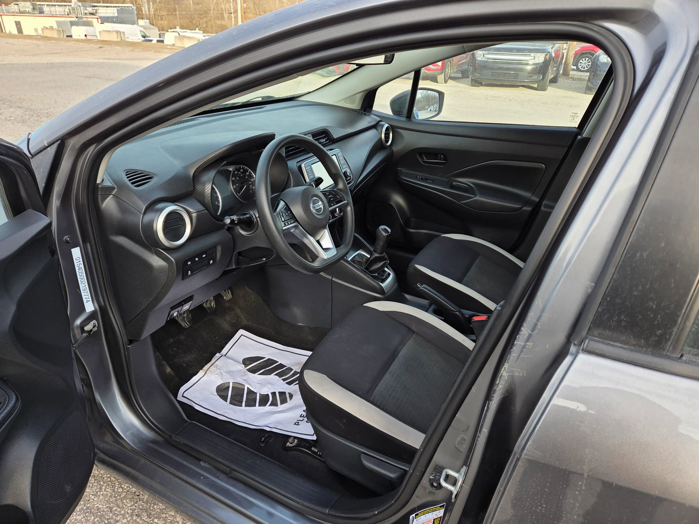 Used 2021 Nissan Versa S image 15