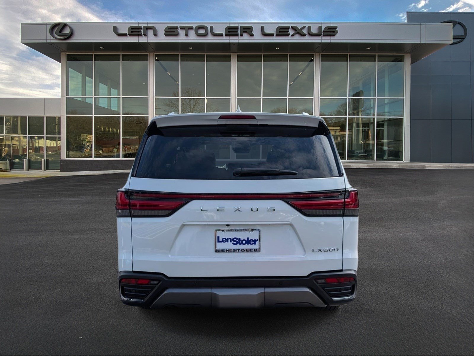Used 2023 Lexus LX 600 4WD w/ Interior Upgrade Package image 4