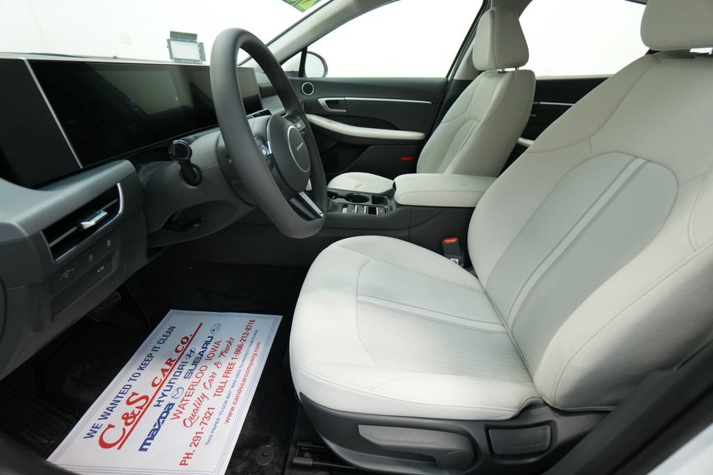 New 2026 Hyundai Sonata SE FWD image 18
