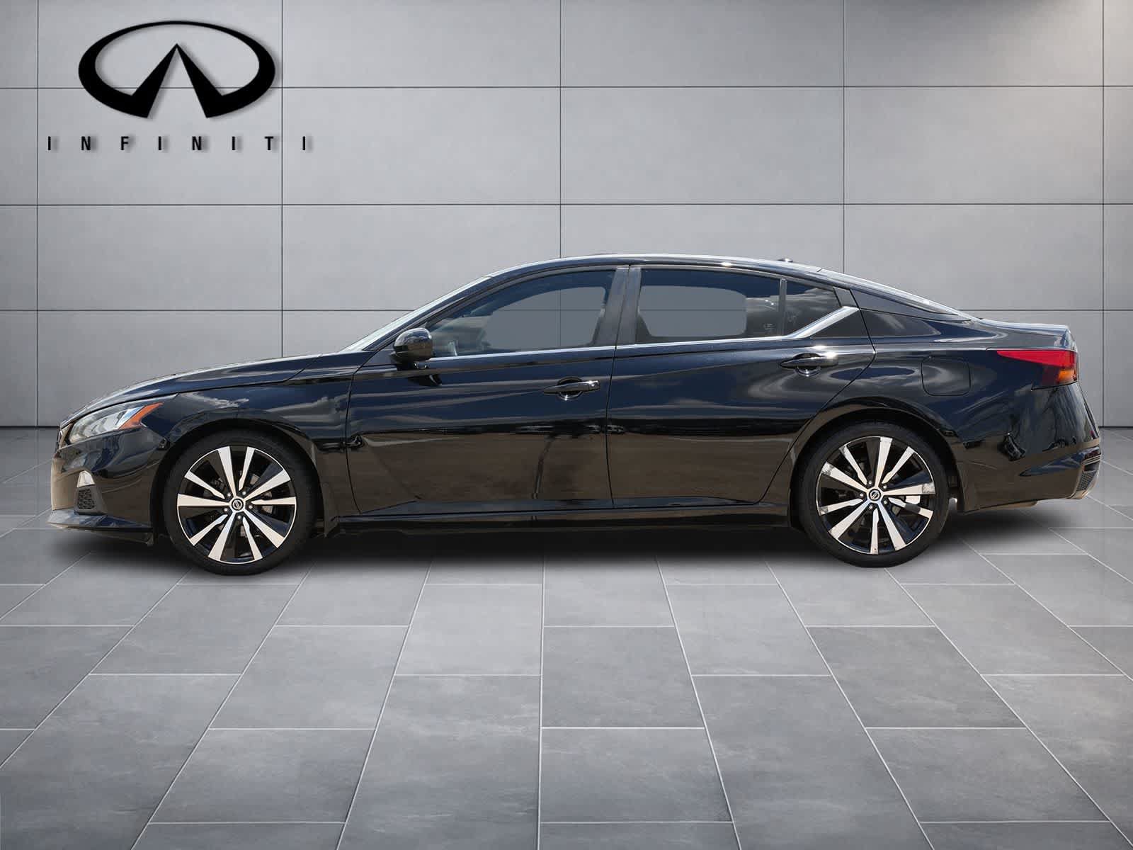 Used 2020 Nissan Altima 2.5 SR FWD image 4