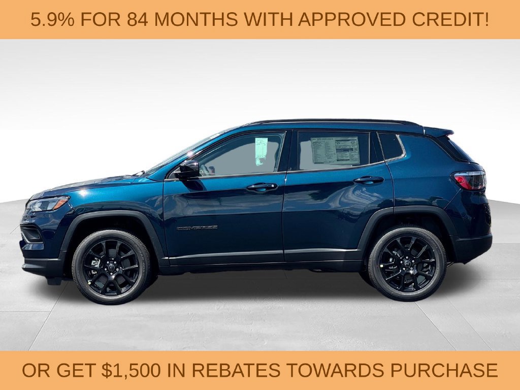 New 2026 Jeep Compass Latitude AWD/4WD image 4