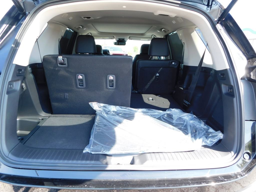 New 2026 Honda Pilot Touring image 28