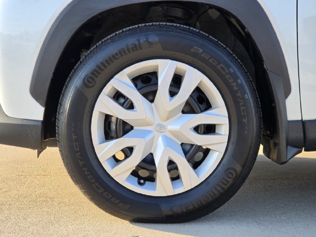 Certified 2026 Toyota Corolla Cross L FWD image 8