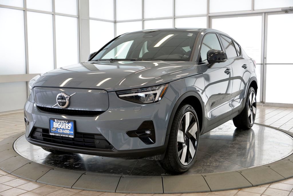 Used 2023 Volvo C40 P8 Recharge Plus image 4