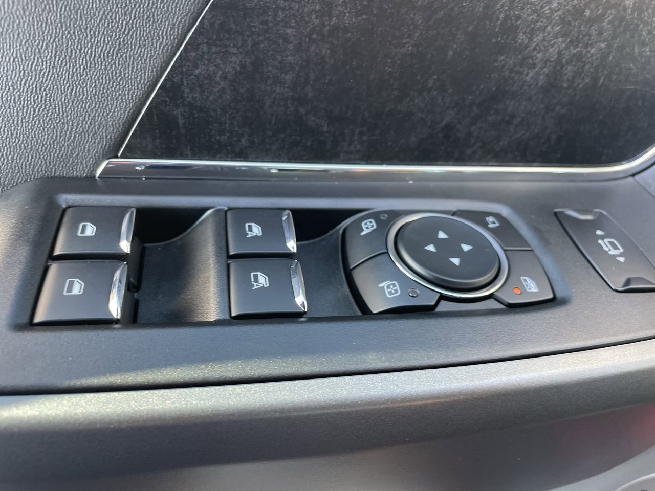 New 2026 Ford F250 XLT w/ XLT Premium Package image 17