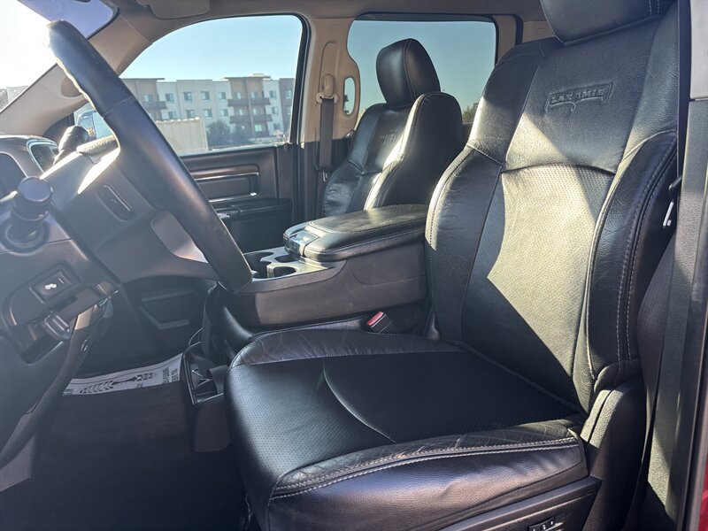 Used 2015 RAM 2500 Laramie w/ Convenience Group AWD/4WD image 12