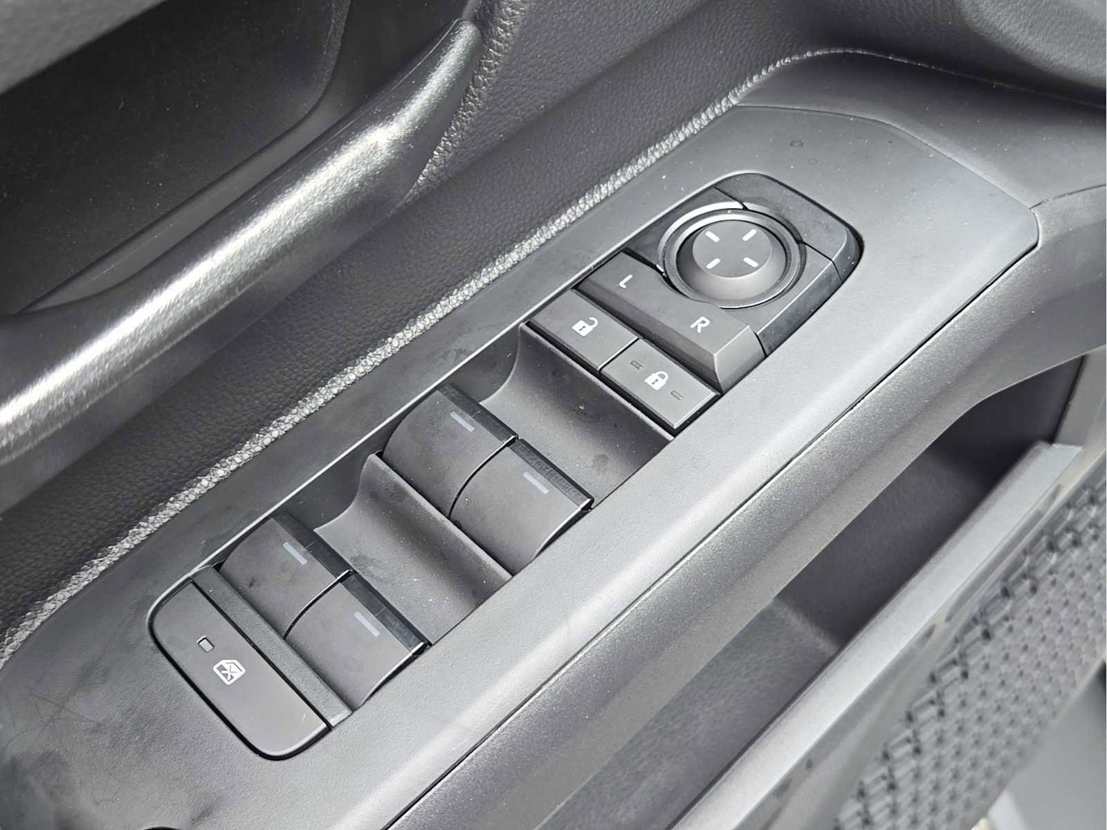 Used 2024 Toyota Tacoma SR5 image 21