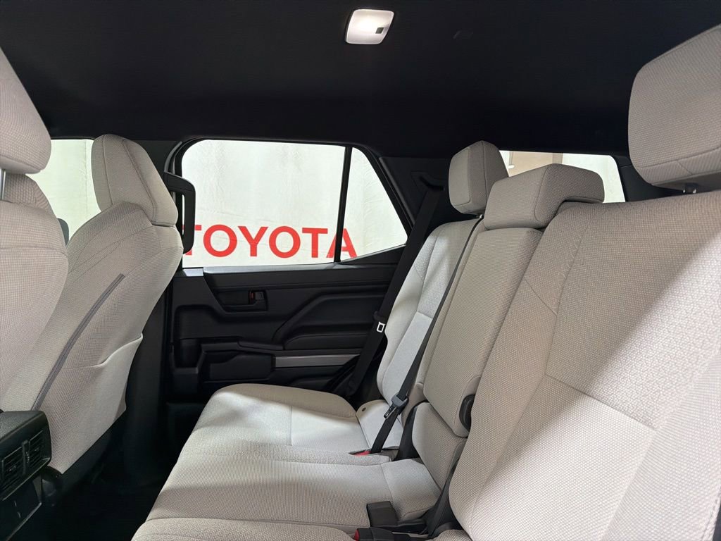 Used 2025 Toyota 4Runner SR5 image 20